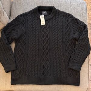 NWT Abercrombie & Fitch black cable sweater